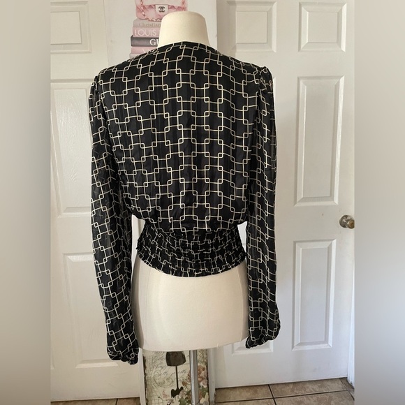 HAVER LONDON Black/Gold Geo Chains VNeck Elastic Cuffs Ruched Waist Blouse - Picture 6 of 7